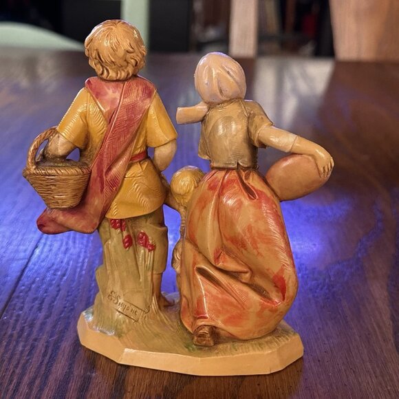 FONTANINI DEPOSE ITALY 5" 1990 THE PILGRIMAGE 3 CHILDREN NATIVITY VILLAGE W/BOX - Picture 2 of 10